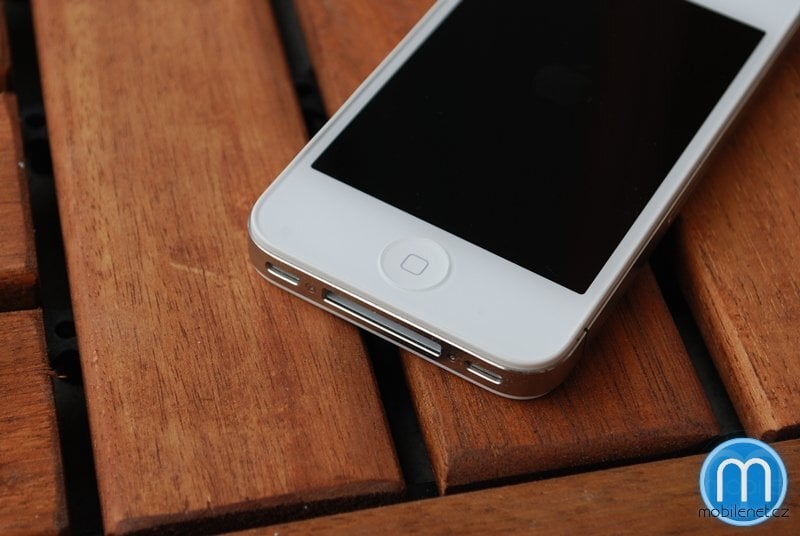 Apple iPhone 4