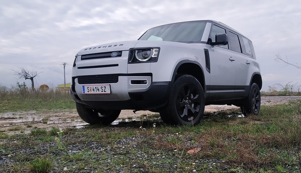 Land Rover Defender 110 P400 SE